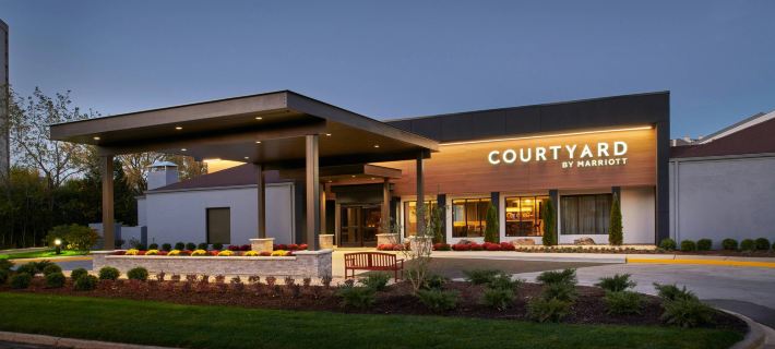 Courtyard Chicago Oakbrook Terrace Hotels in DuPage County