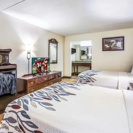Red Roof Inn Caryville