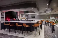DoubleTree by Hilton Princeton - bar