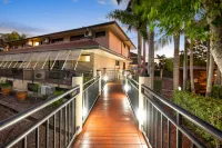 Pegasus Motor Inn and Serviced Apartments - 4 stjerner