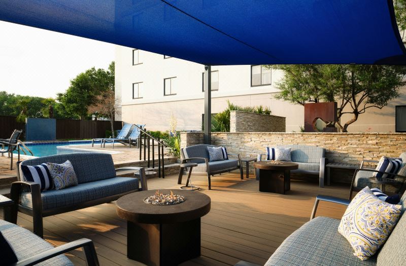 Hilton Garden Inn Las Colinas photo 2
