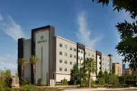 Element Anaheim Resort Convention Center - Pet friendly