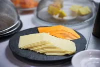 チューリップ イン サント クロチルド ラ レユニオン - 朝食