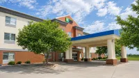 Holiday Inn Express & Suites YANKTON by IHG - Pool