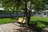 Sunny Valley Guest House - parking