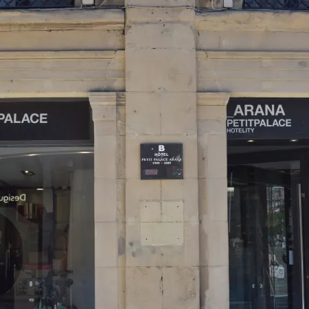 Petit Palace Arana Bilbao