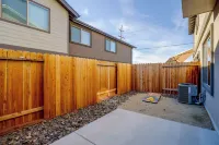 3 Mi to Nevada State Capitol & More! Inviting Unit - 2-Star