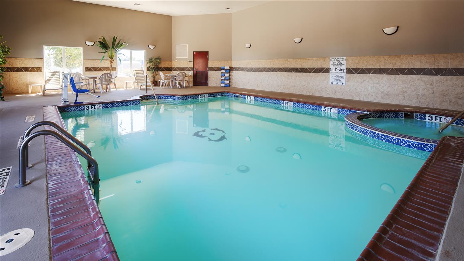 Best Western South Plains Inn & Suites