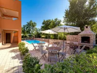 Romana - Pools