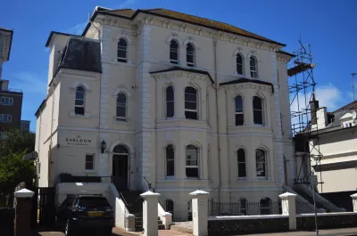 The Sheldon B&B - Free Private Parking