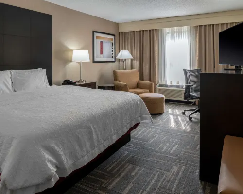 Hampton Inn Columbia Hotels in Columbia