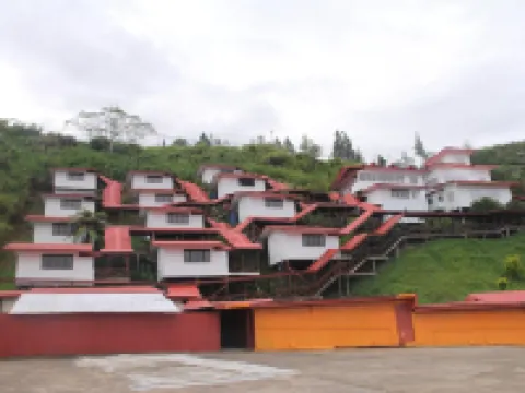 Sunrise Kundasang Resort Hotels near Hounon Ridge Farmstay & Camping