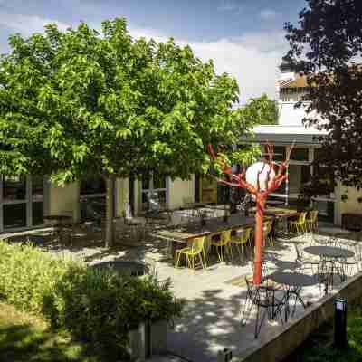 Ibis Aix en Provence Hotel Exterior