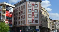 Nil Hotel Hotele w: Gaziantep