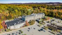 Hilton Pearl River - parking