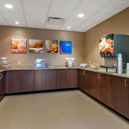 Comfort Inn PA Turnpike - I-81
