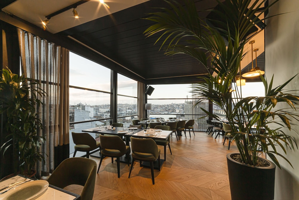 The Galata Istanbul Hotel - MGallery