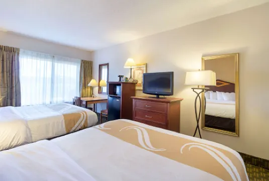 Quality Inn Hotels in Fairmont