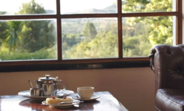 Rhodes Nyanga Hotel - Housity