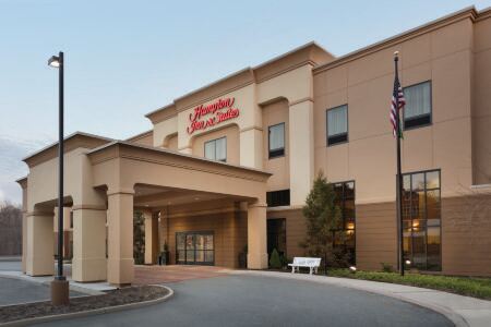 Hampton Inn & Suites Mahwah Отели в г. Haskell