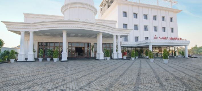 Aarya Mansion Hotels in Hassan