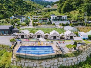 Gapyeong Cheongchun Glamping & Caravan