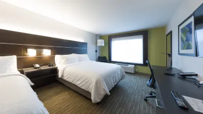 Holiday Inn Express & Suites Hood River