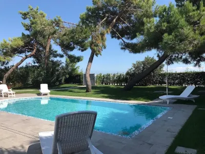 Super Villa with Private Pool in Isola Albarella by Beahost Rentals