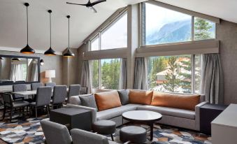 Kananaskis Mountain Lodge, Autograph Collection