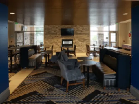 ホリデイ イン エクスプレス & スイーツ デンバー - オーロラ メディカル キャンパス by IHG オーロラのホテル