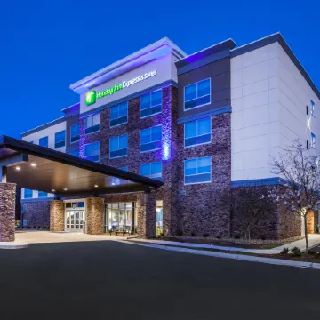 Holiday Inn Express & Suites MURRAY by IHG