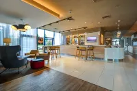 Holiday Inn 布拉格機場 - 酒吧