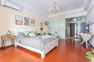 Qieting Fengyin A Apartment (Linghu South Road No.1)