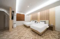 Muan Hotel Seattle Hotels in Muan