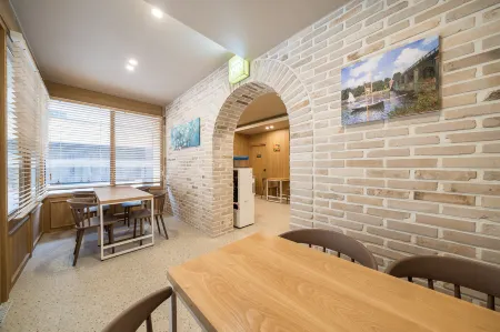 Sacheonpo Port Yaja Отели рядом с достопримечательностью «Hallyeohaesang National Park of Sacheonsi»