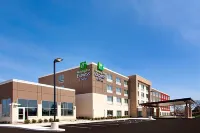 Holiday Inn Express & Suites Sterling Heights-Detroit Area Các khách sạn ở Sterling Heights