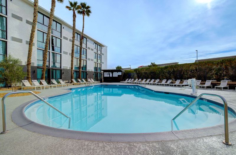 DoubleTree by Hilton Palmdale photo 5