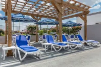 Quality Inn & Suites Spring Lake - Fayetteville Near Fort Liberty Hotels in Spring Lake