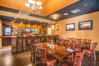 Comfort Inn & Suites - bar