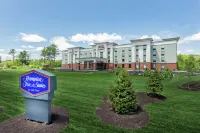 Hampton Inn & Suites Kittery-Portsmouth Hotels in York Harbor
