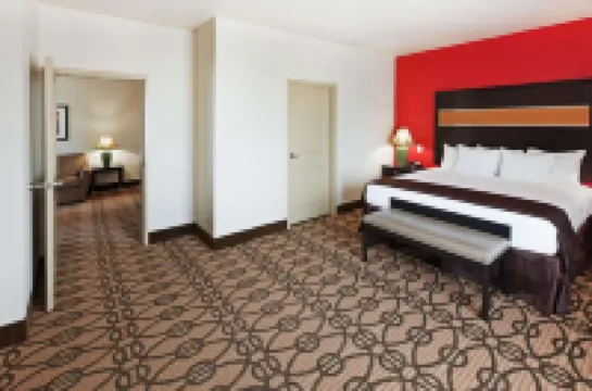 La Quinta Inn & Suites by Wyndham Pearsall