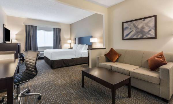 Wingate by Wyndham Gurnee