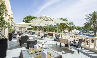 Metropolitan Al Mafraq Hotel