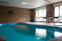 Horsham Mid City Court Motel - Pools