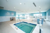 Holiday Inn Express & Suites CHARLOTTESVILLE by IHG - Hot Tub