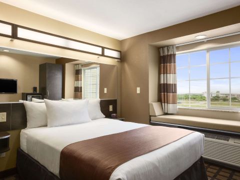 Microtel Inn & Suites by Wyndham Cotulla
