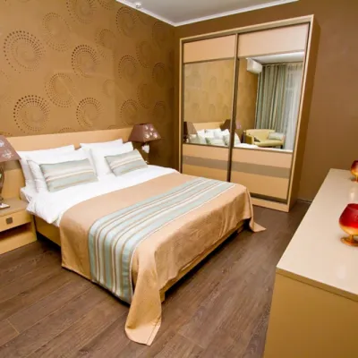 Green Park Hotel
