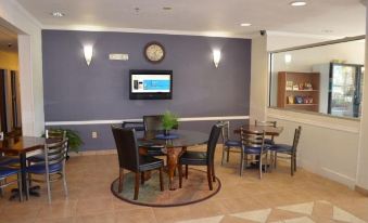 Stay Express Inn and Suites Atlanta Union City