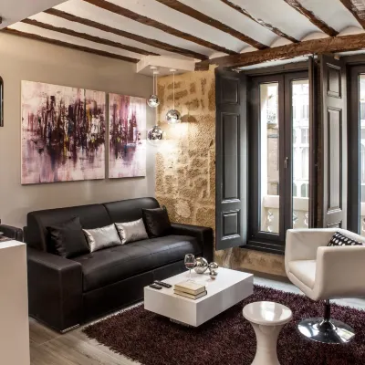 Wine & Soul Suites Hotels near Oficina de Turismo de Haro