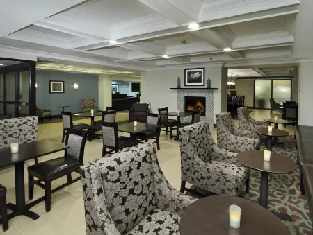 Hampton Inn Philadelphia/Plymouth Meeting Отели в г. Уэст-Коншохокен